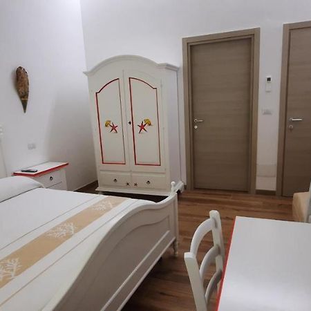 B&B Le 4 Rose Tortolì Buitenkant foto