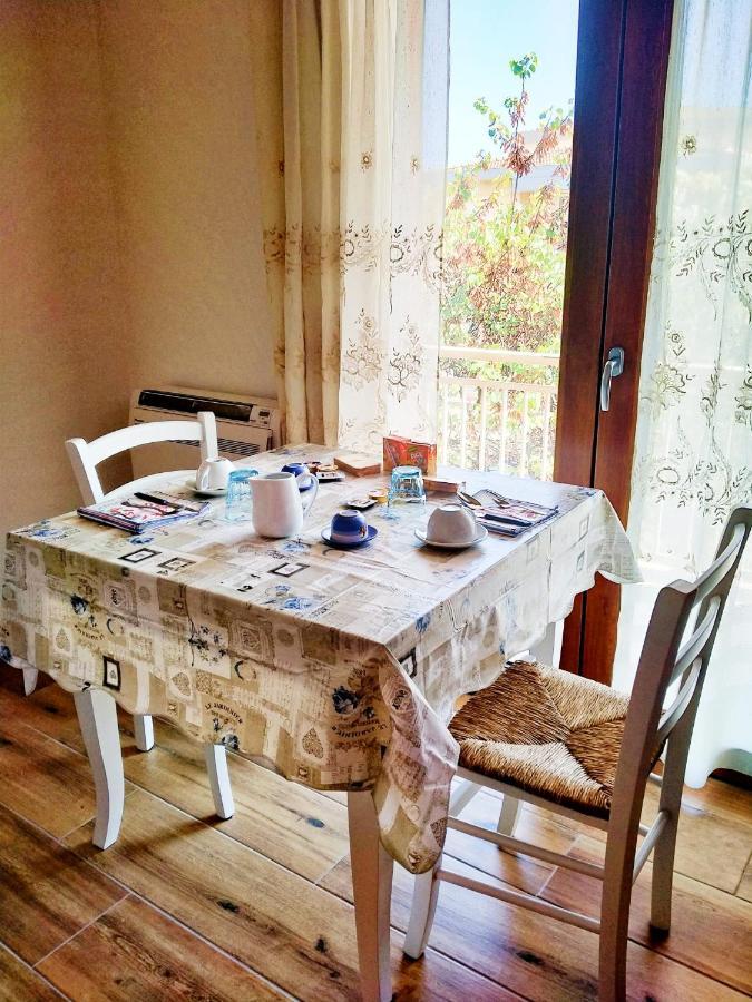 B&B Le 4 Rose Tortolì Buitenkant foto